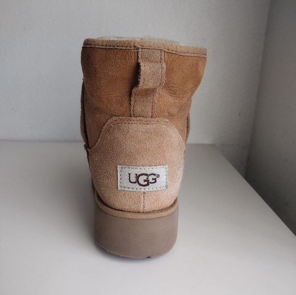 UGG Kristin Wedge Bootie size: 7.5 - Picture 3 of 15